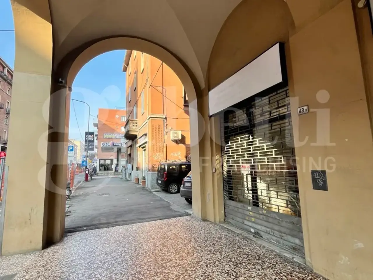 Negozio in Via Aurelio Saffi 49, Bologna, {3} - Foto 1