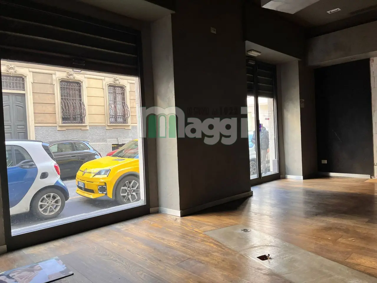 Negozio in Via Pompeo Litta 4, Milano, {3} - Foto 1