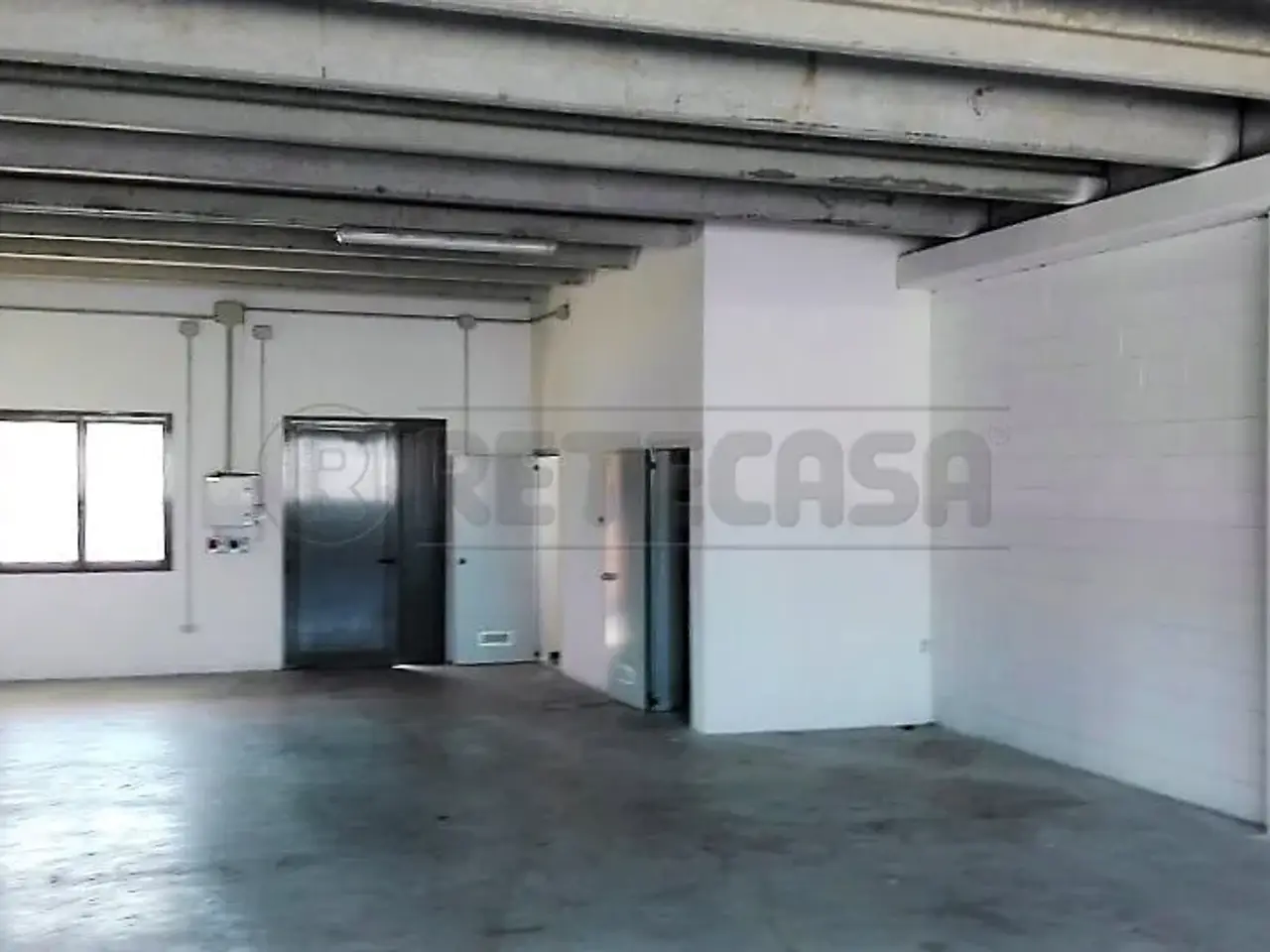 Capannone in Via dell'Edilizia 106, Vicenza, {3} - Foto 2