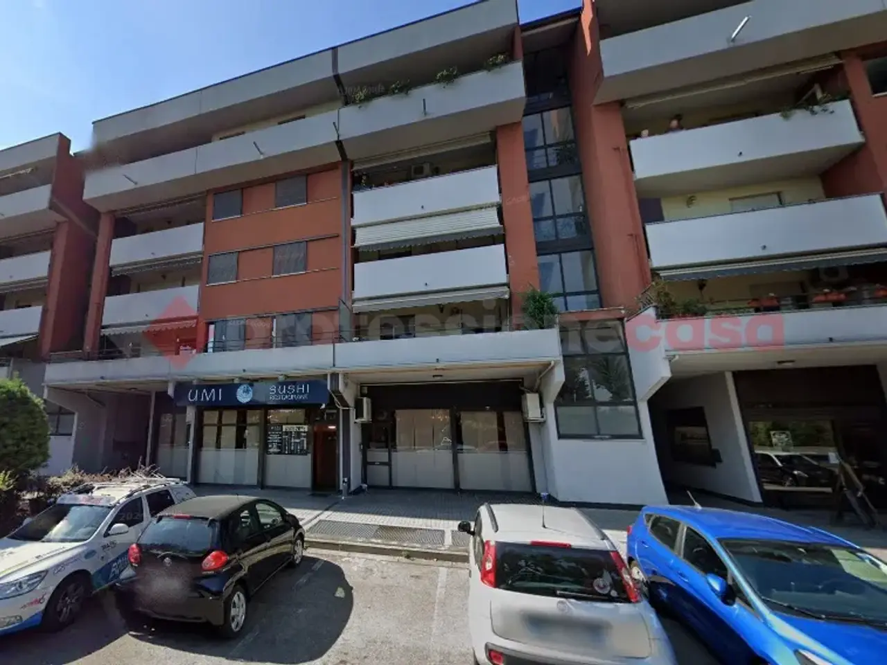 Negozio in Viale della Repubblica  69, Busto Arsizio, {3} - Foto 2