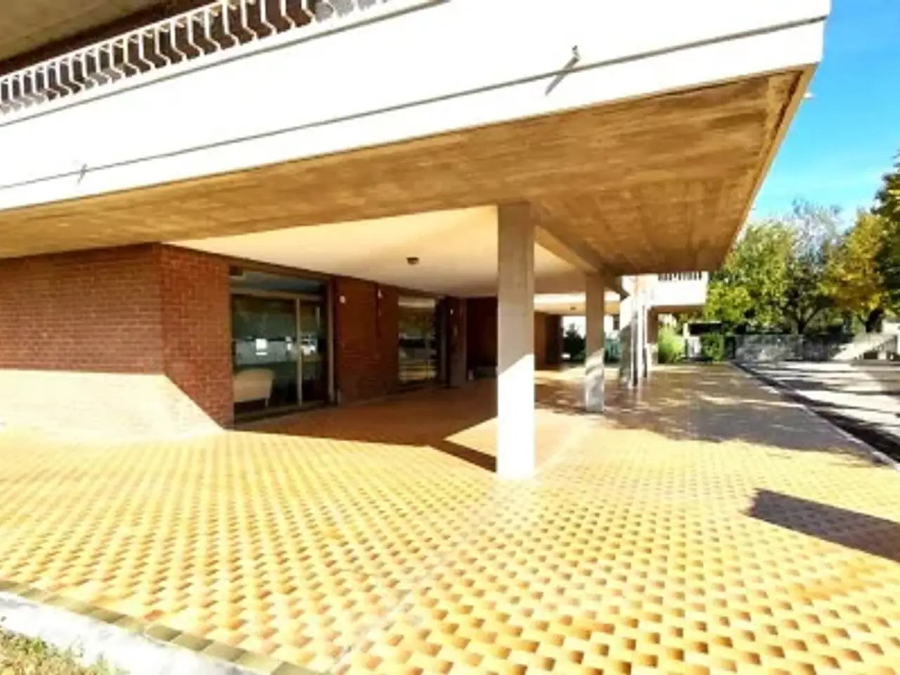 Negozio in Via Santo Pietro, Foligno, {3} - Foto 2
