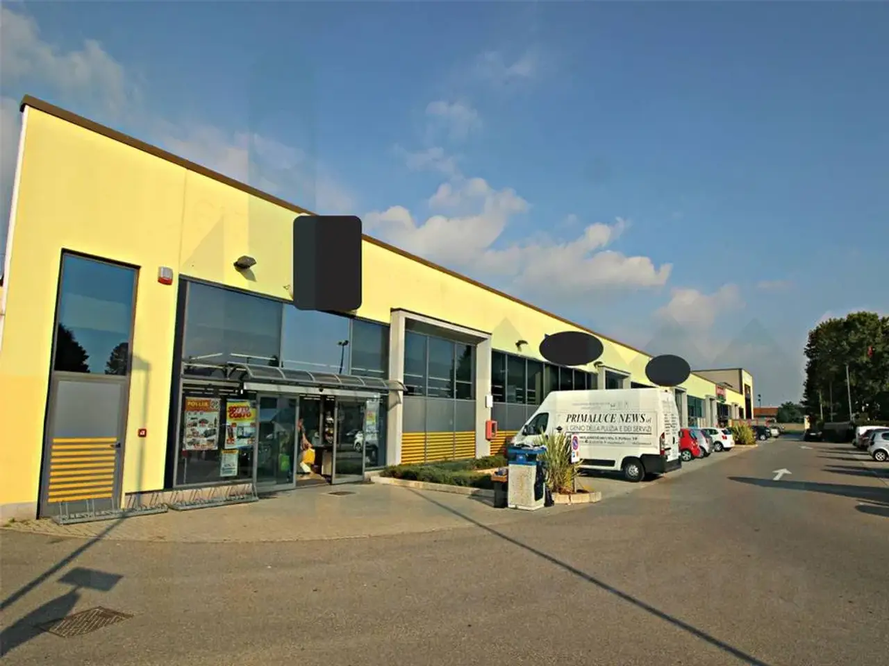 Locale commerciale in Viale Como 6, Giussano, Giussano, {3} - Foto 2