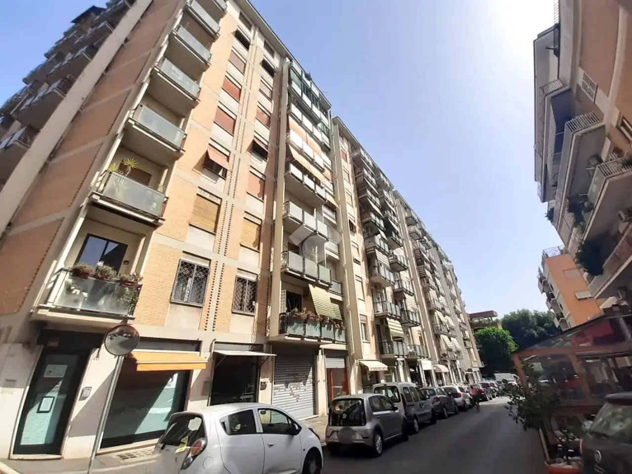 Negozio in Via Giovanni Filippo Ingrassia 34, Roma, {3} - Foto 2