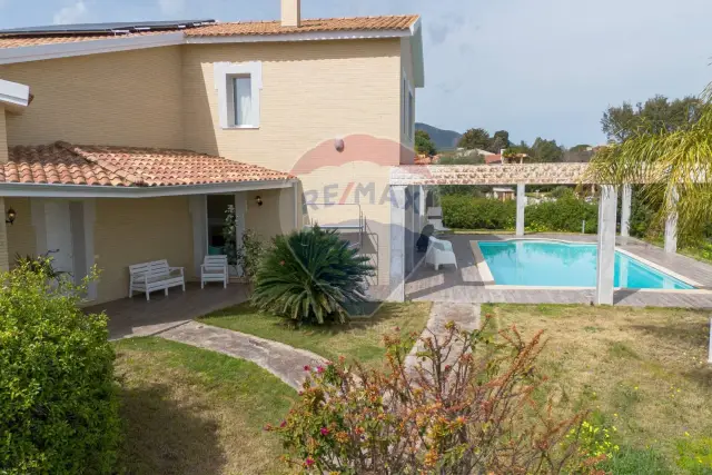 Villa in vendita, Capoterra - Foto 1