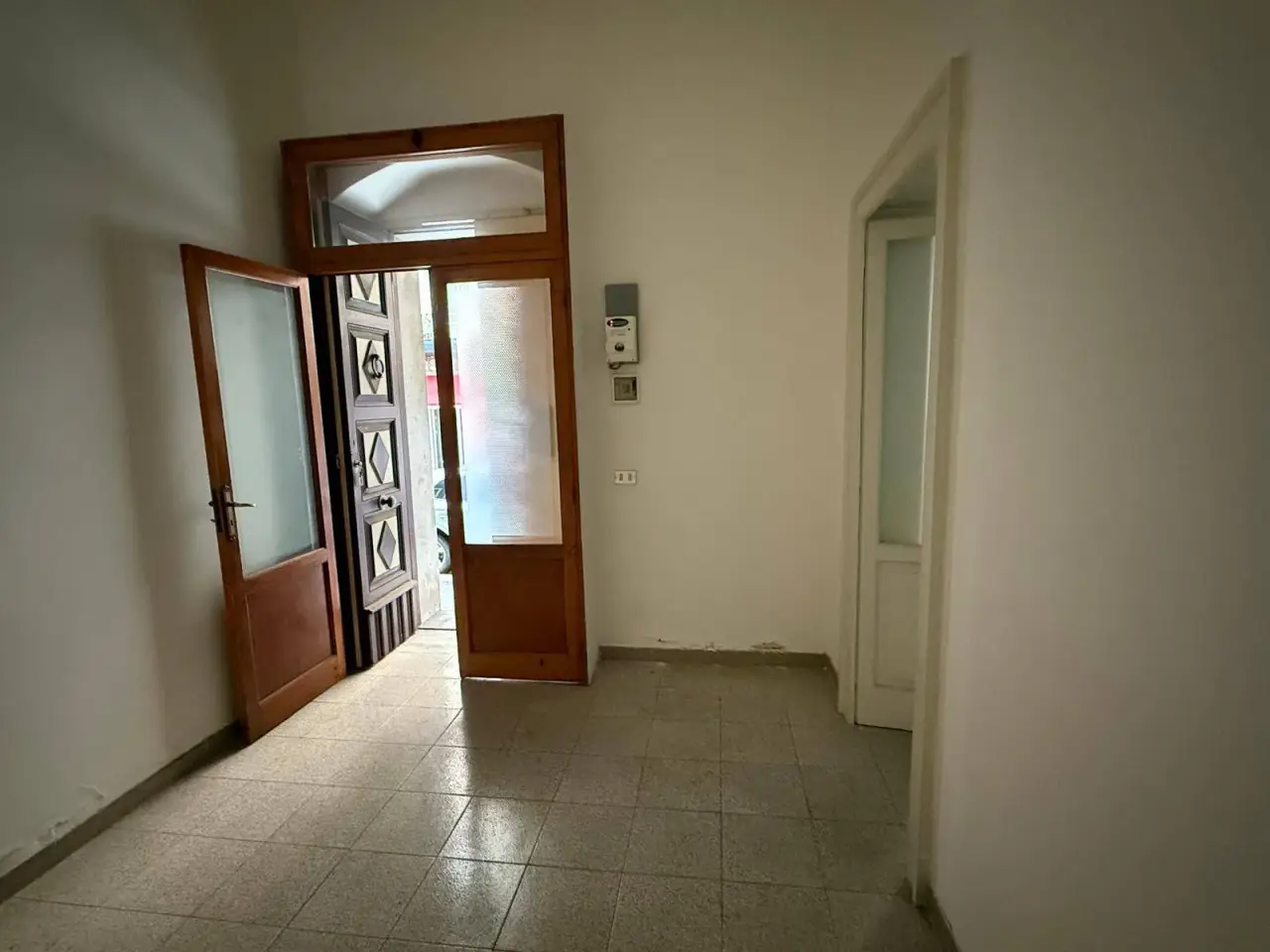 Ufficio in Viale Marconi 39, Massafra, {3} - Foto 2