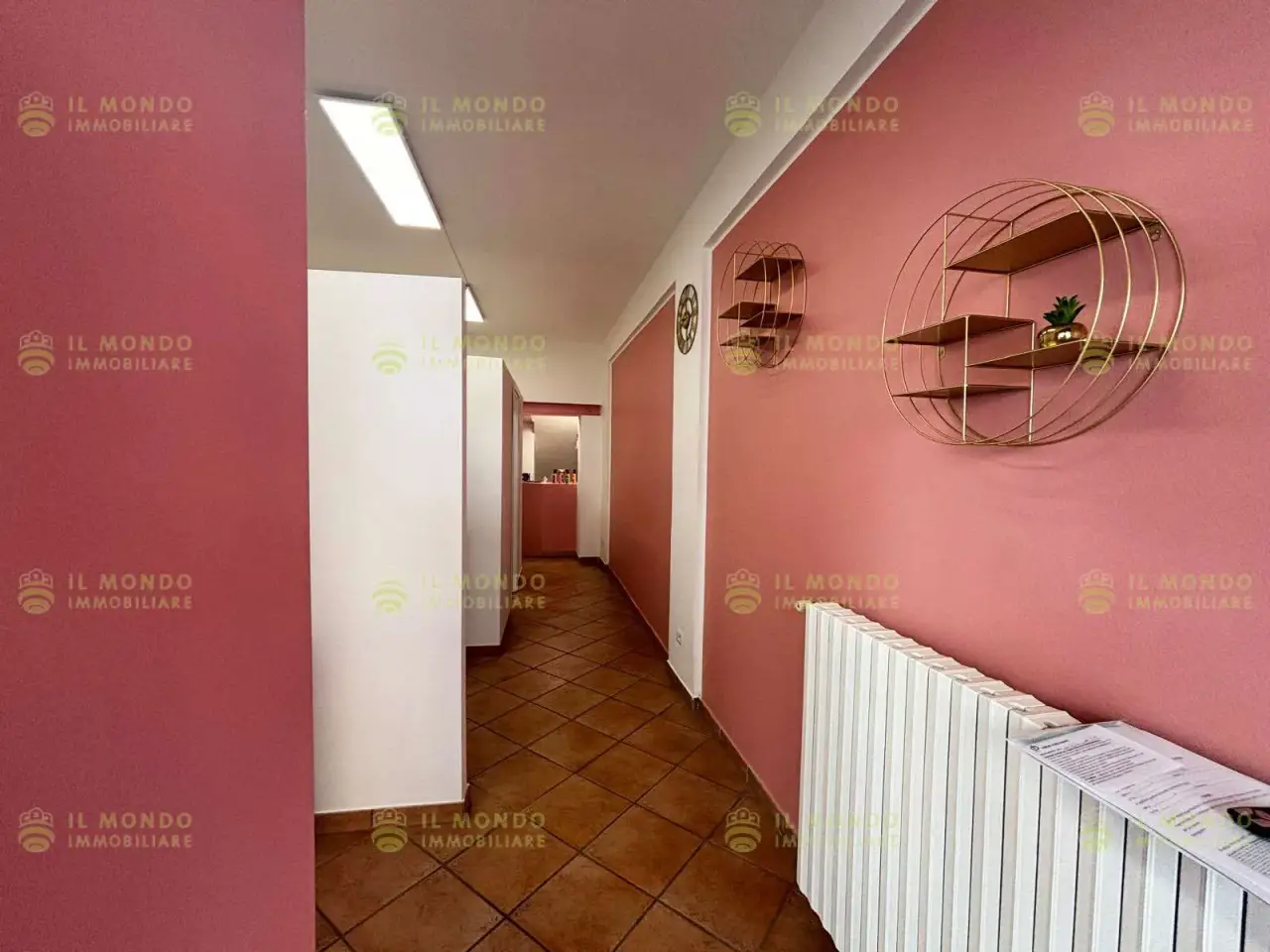 Negozio in Via Giuseppe Dezza 34, Melegnano, {3} - Foto 2