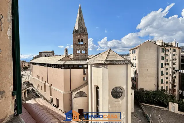 Appartamento in Piazza di Sarzano 1, Genova - Foto 1