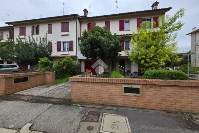 Terraced house in Via Aldo Spallicci 23, Russi - Photo 1