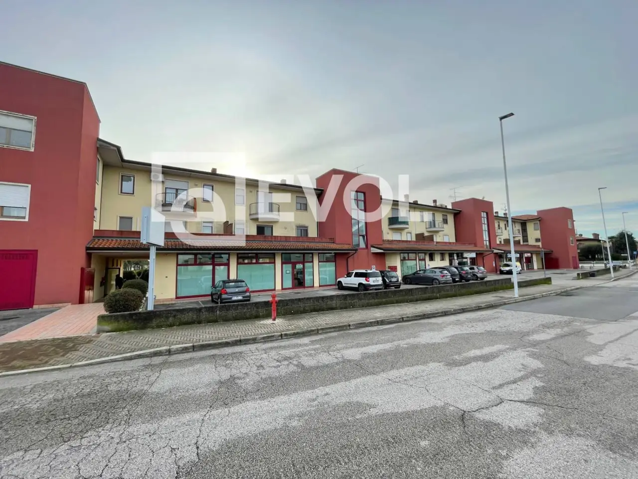 Negozio in Via Serenissima 18, Marano Lagunare, {3} - Foto 2