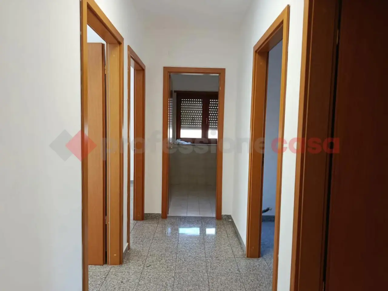 Ufficio in Via Sant'Anna 18, Reggio Calabria, {3} - Foto 2