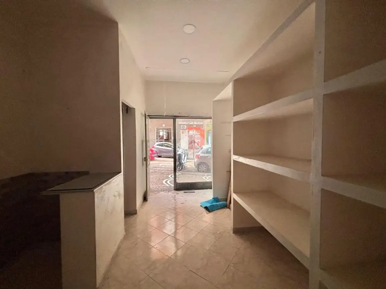 Negozio in Viale II Melina 35, Portici, {3} - Foto 2