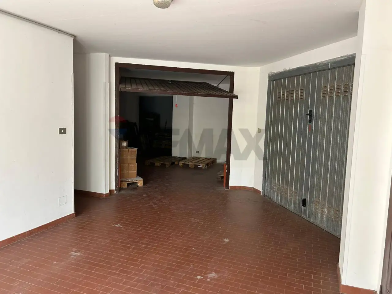 Magazzino in Via Giacomo Puccini 9, Viterbo, {3} - Foto 1