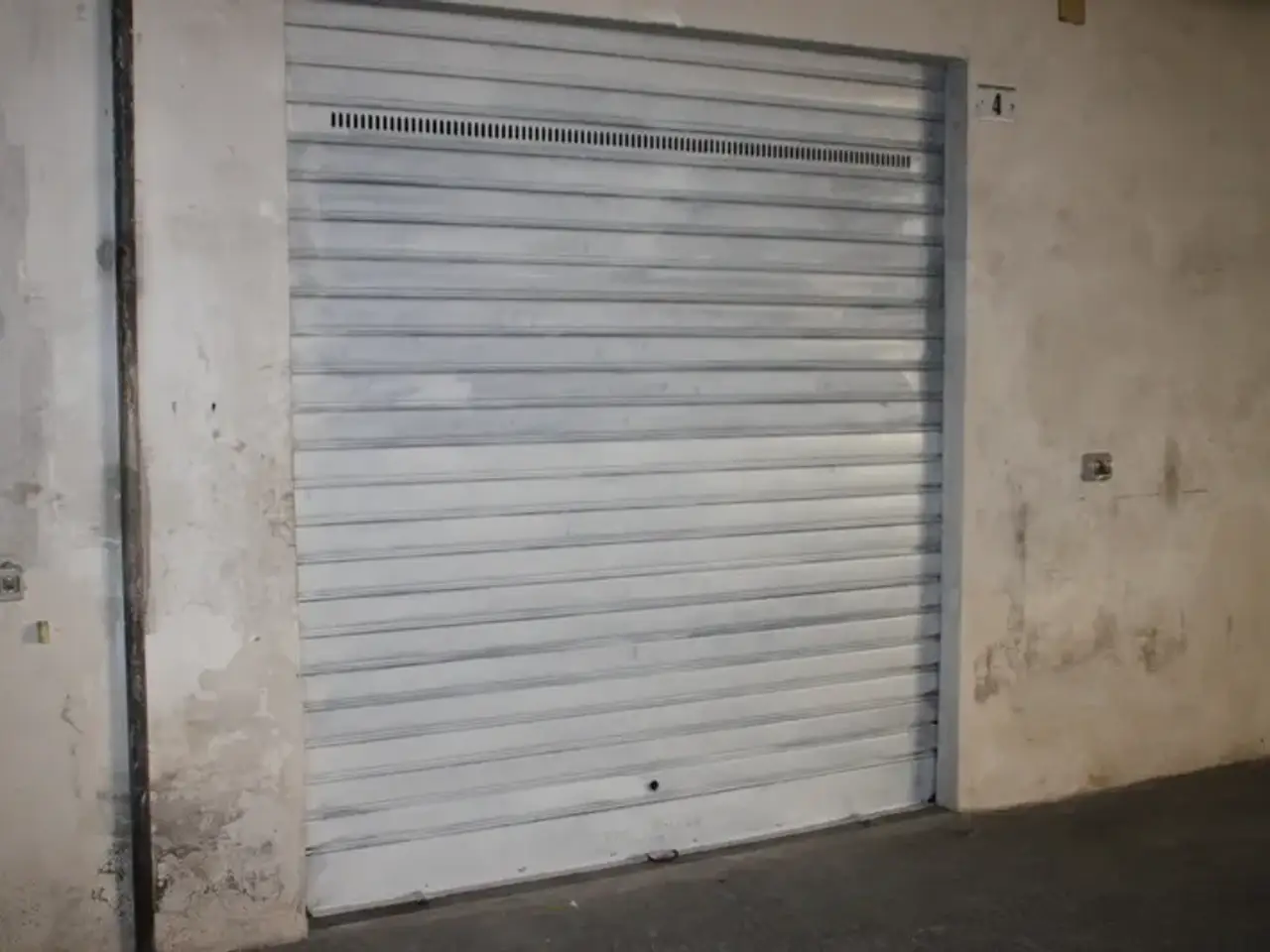 Parcheggio chiuso in , Siracusa, {3} - Foto 2