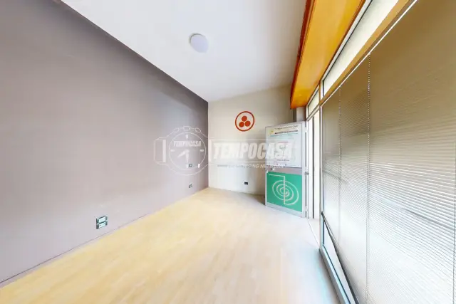 insertion image