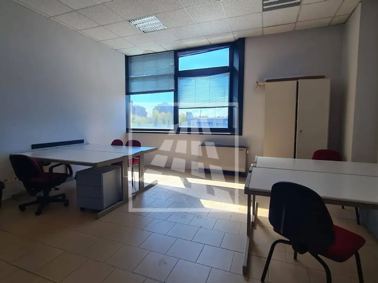 Ufficio in Via John Fitzgerald Kennedy 71, Reggio Emilia, {3} - Foto 1