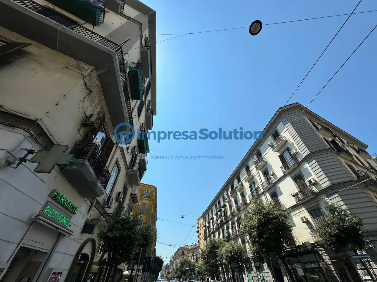 Negozio in Via Benedetto Cairoli, Napoli, {3} - Foto 2