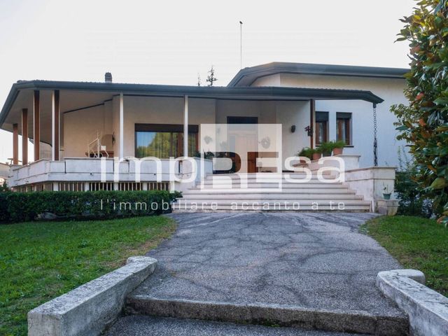 Villa in Treviso, Treviso - Foto 1