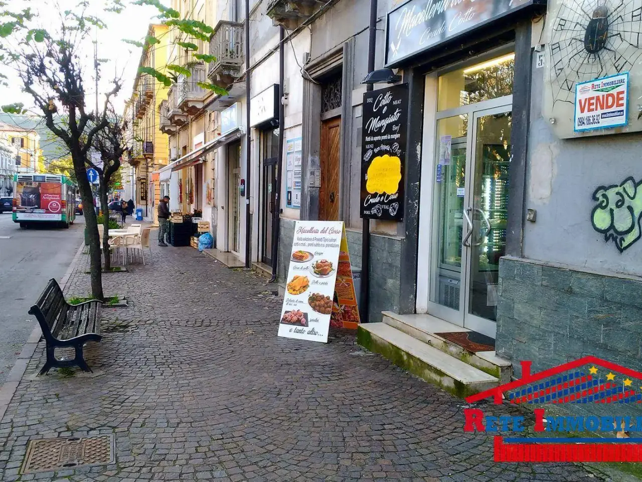 Negozio in Corso Umberto, Cosenza, {3} - Foto 1