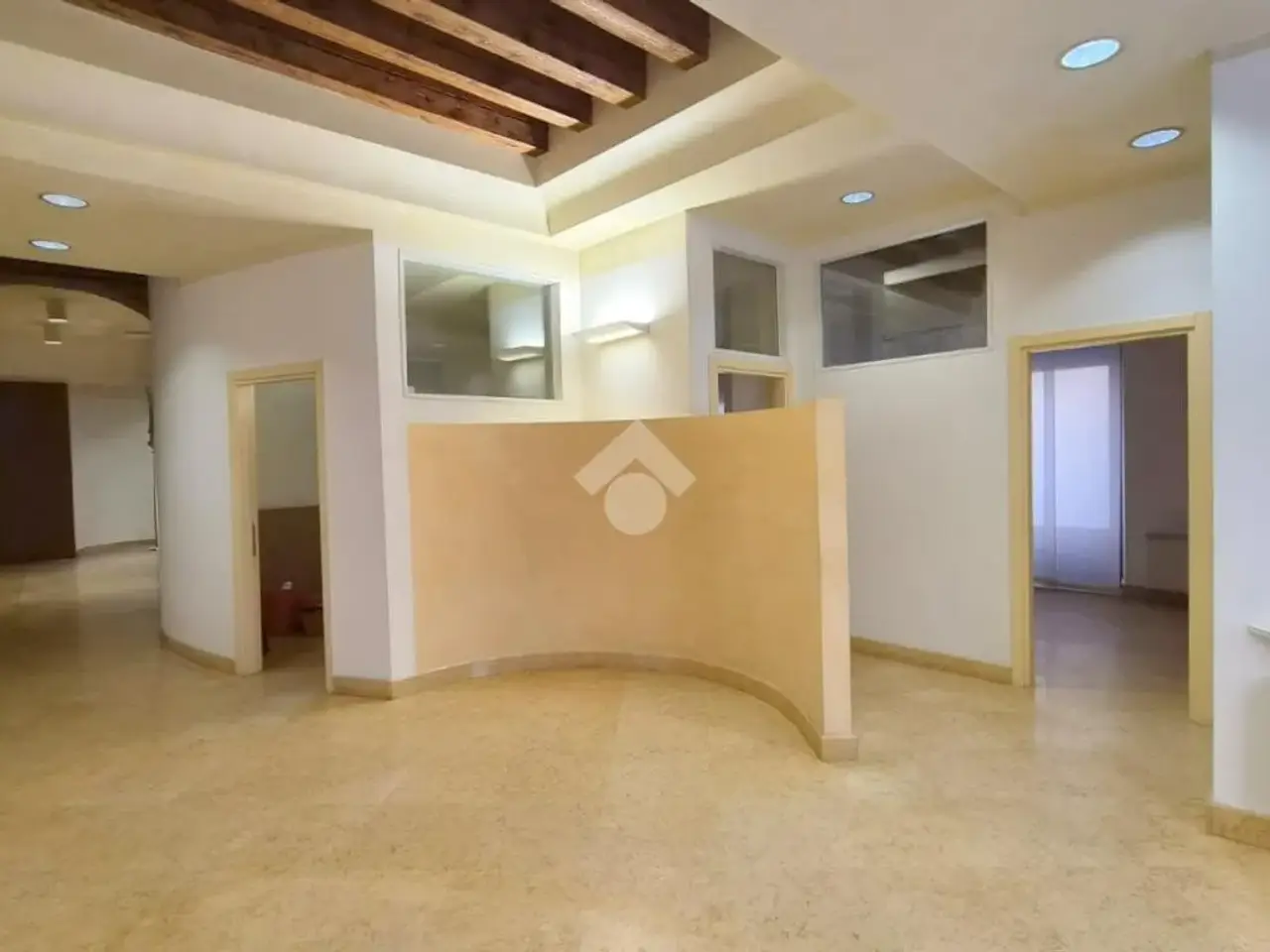 Ufficio in Via Giosuè Carducci 19, Verona, {3} - Foto 2