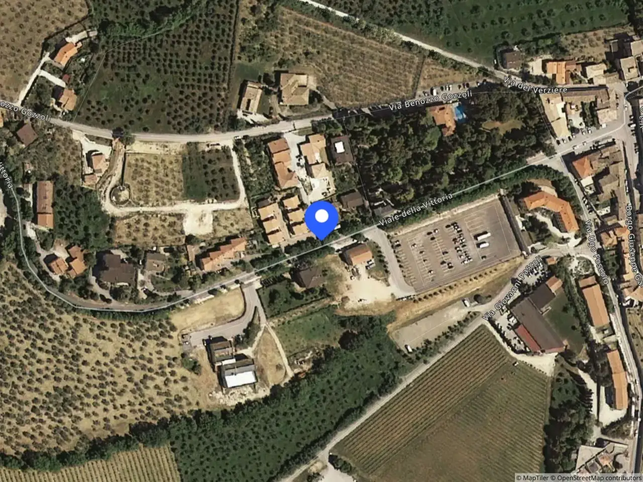 Fabbricato misto in Viale della Vittoria, 7 7, Montefalco, {3} - Foto 1