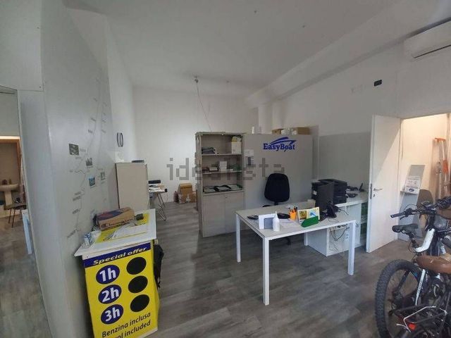 Shared office in Lungolago Cesare Battisti S.N.C., Desenzano del Garda - Photo 1