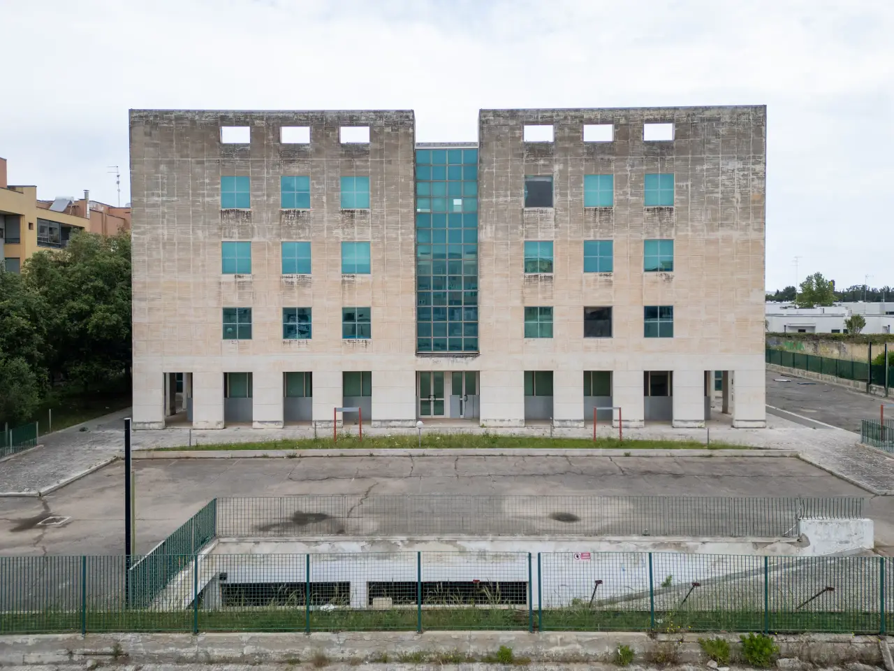 Palazzina commerciale in Via Guido Dorso 6, Lecce, {3} - Foto 1