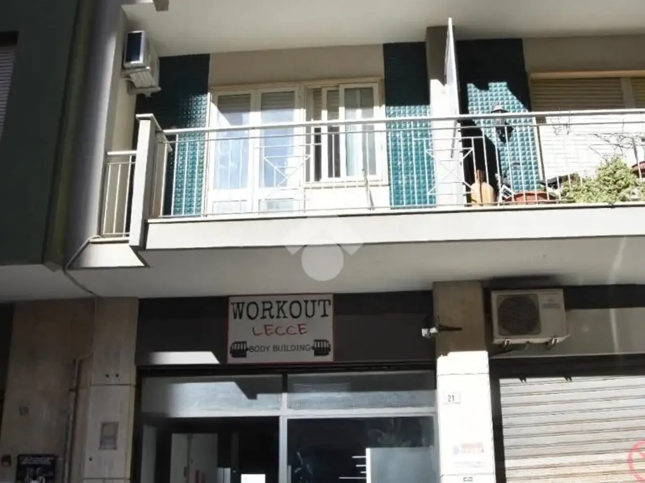 Negozio in Via Pantelleria 21, Lecce, {3} - Foto 2