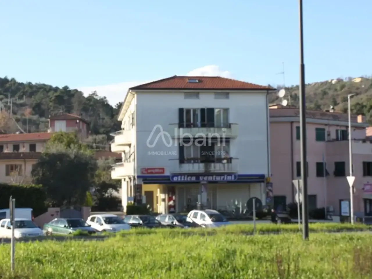 Parcheggio chiuso in , La Spezia, {3} - Foto 2
