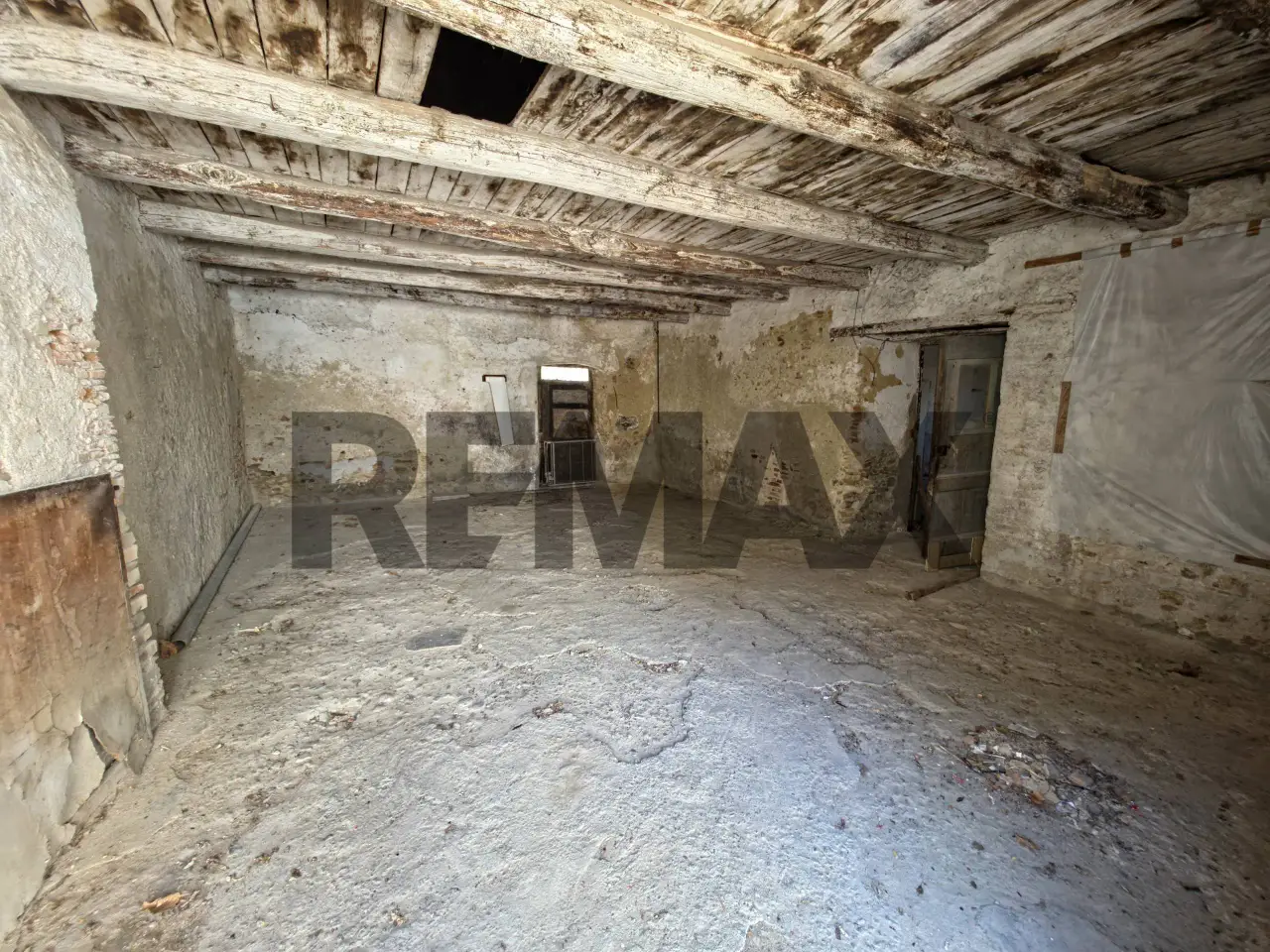 Negozio in , Cervicati, {3} - Foto 1