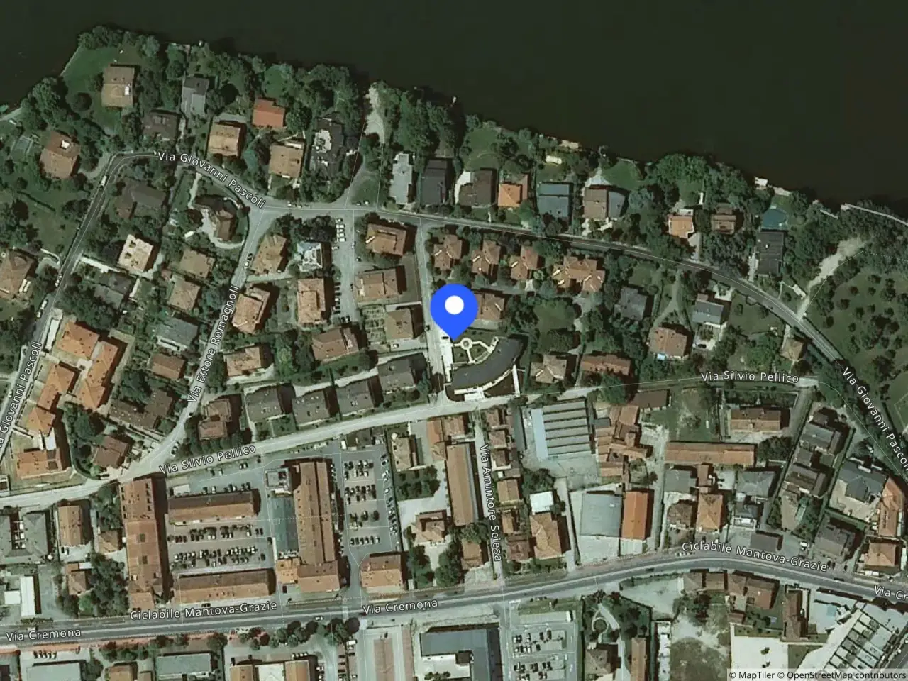 Autorimessa in Via Pietro Adamo De Micheli, 8, 46100 Mantova Mn, Italia 8, Mantova, {3} - Foto 2