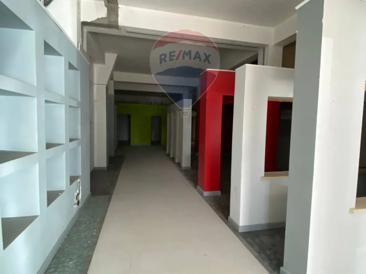 Negozio in Via della Palazzina 1, Viterbo, {3} - Foto 2