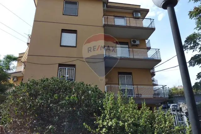 Apartament in Via San Gregorio 3, Sant'Agata li Battiati - Photo 1