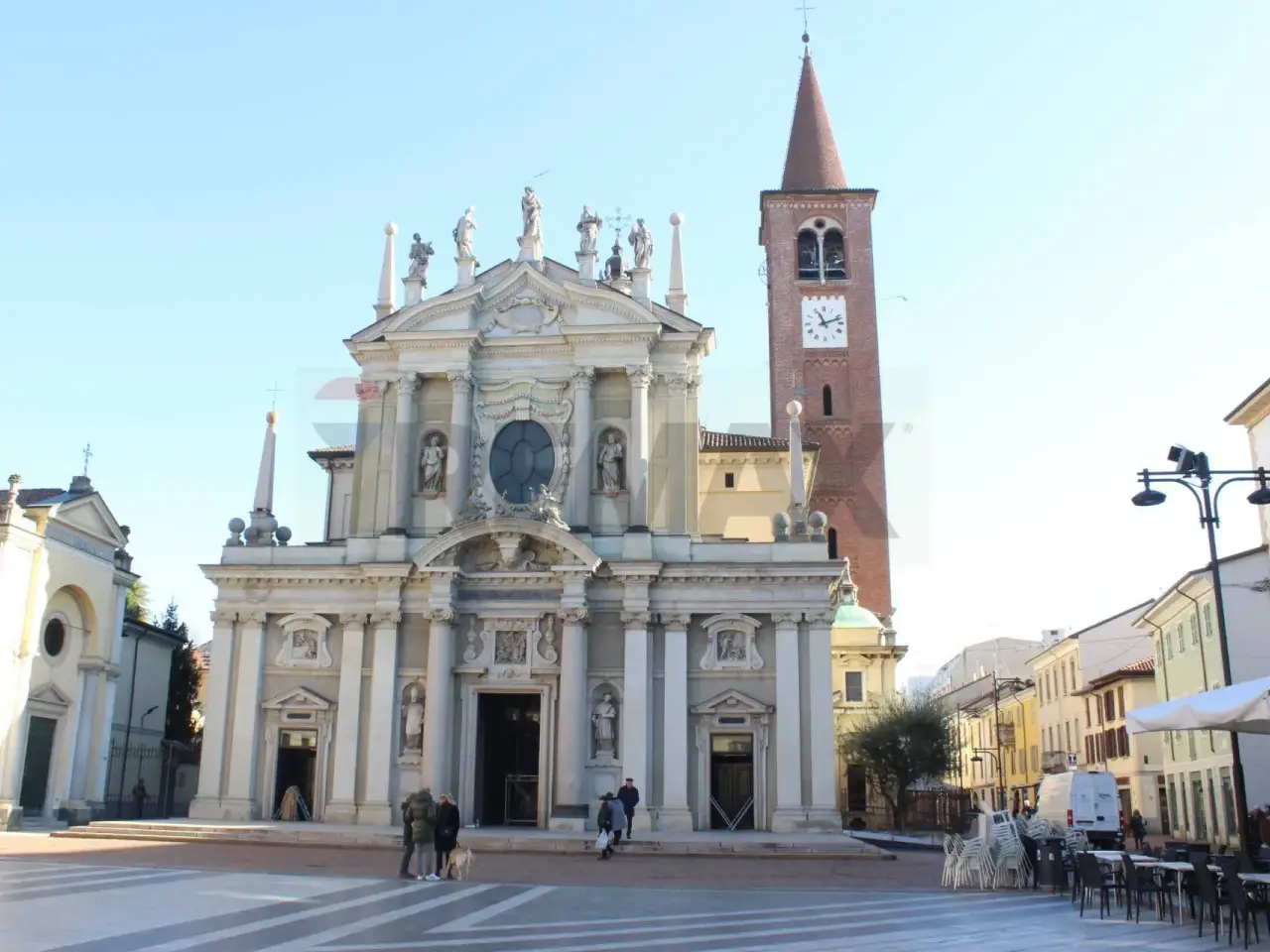 Negozio in Piazza San Giovanni 2, Busto Arsizio, {3} - Foto 2