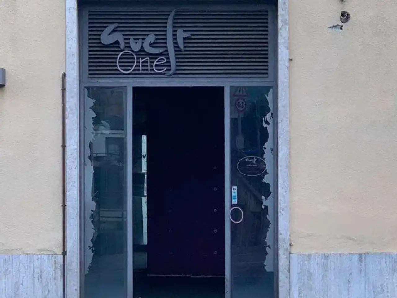 Negozio in Via Gramsci 33, Sinalunga, {3} - Foto 1