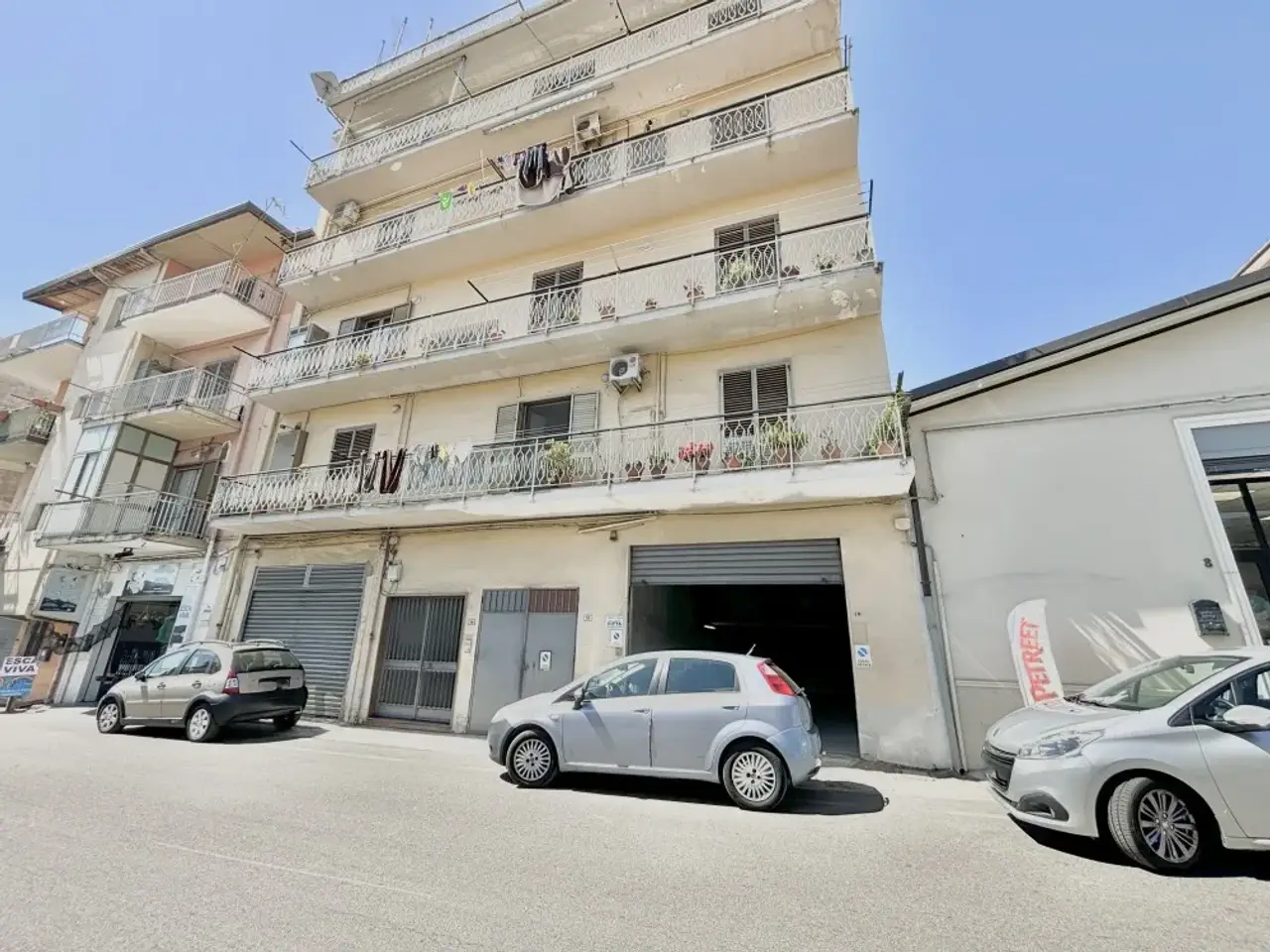 Magazzino in Via Nicola Nicotera, Lamezia Terme, Catanzaro, Lamezia Terme, {3} - Foto 1