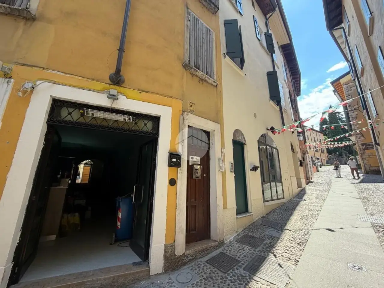 Negozio in Via Stretta Castello 10, Desenzano Del Garda, {3} - Foto 2