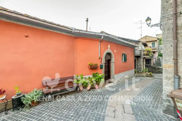 3-room flat in Via del Teatro 5, Vignanello - Photo 1