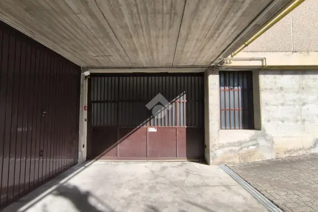 insertion image