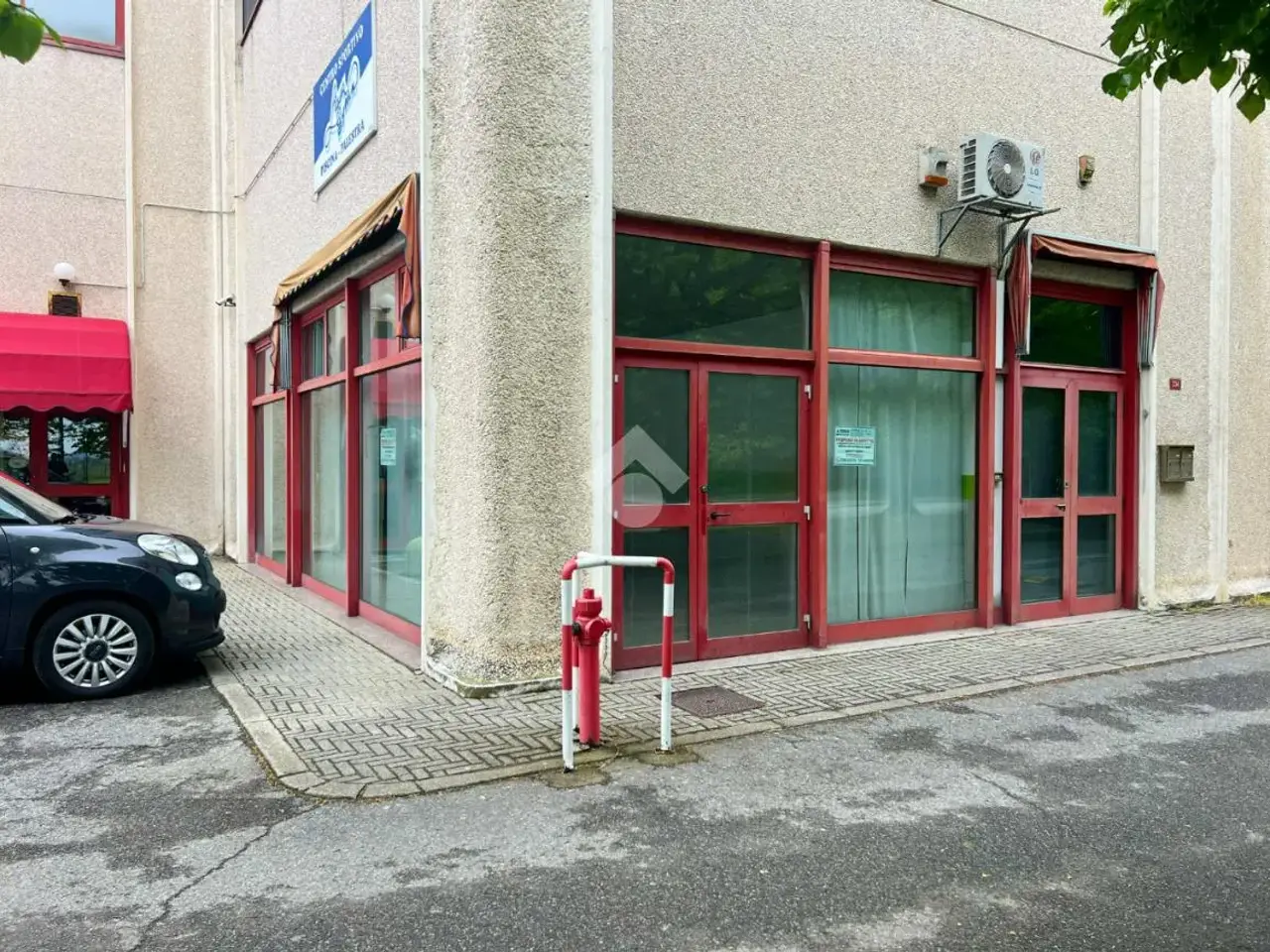 Ufficio in Corso Vercelli 334, Ivrea, {3} - Foto 1