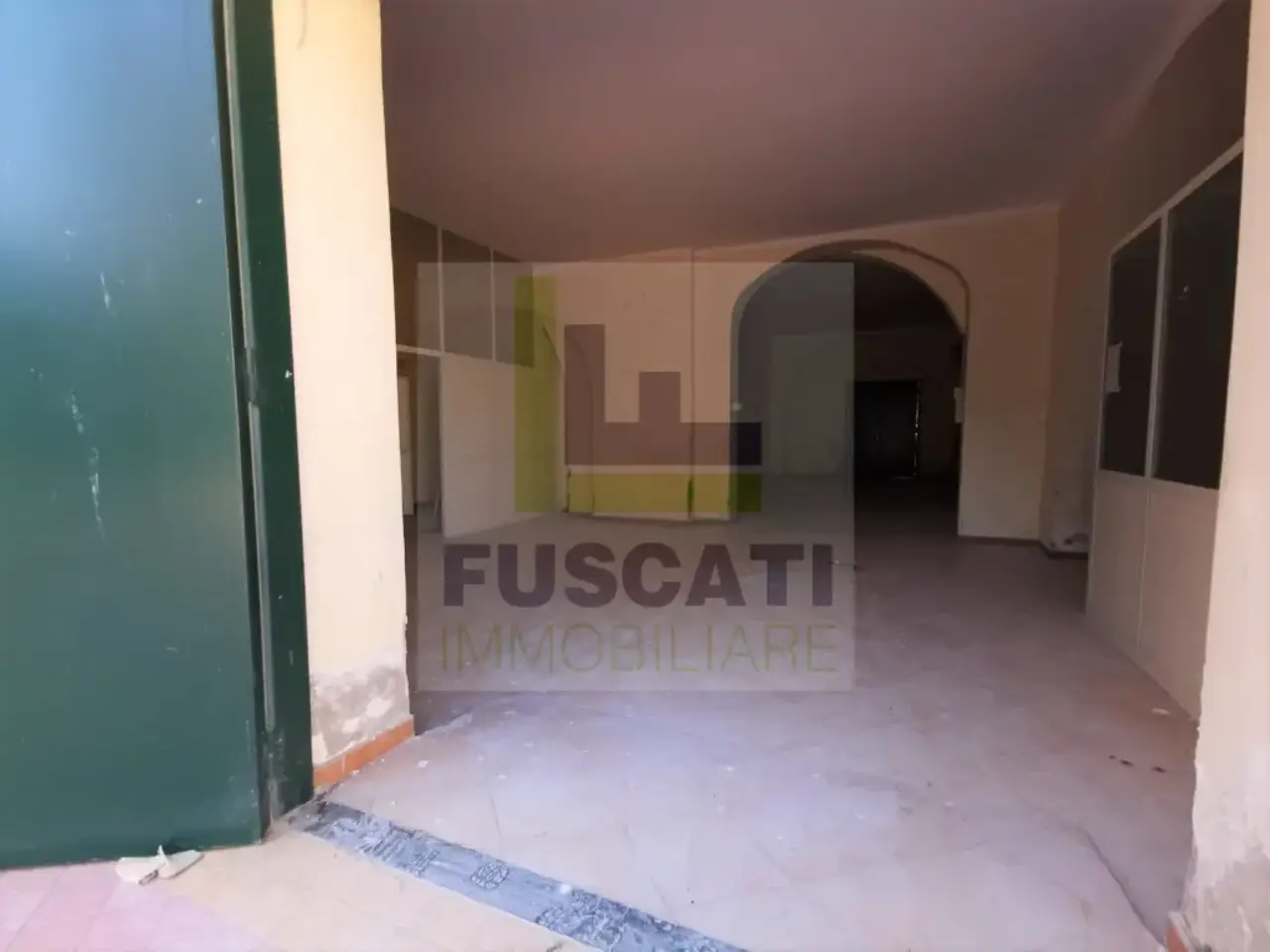 Locale commerciale in Decò, Via Napoli, Masseria Grande, Mugnano di Napoli, Napoli, Campania, 80018, Italia, Mugnano Di Napoli, {3} - Foto 2
