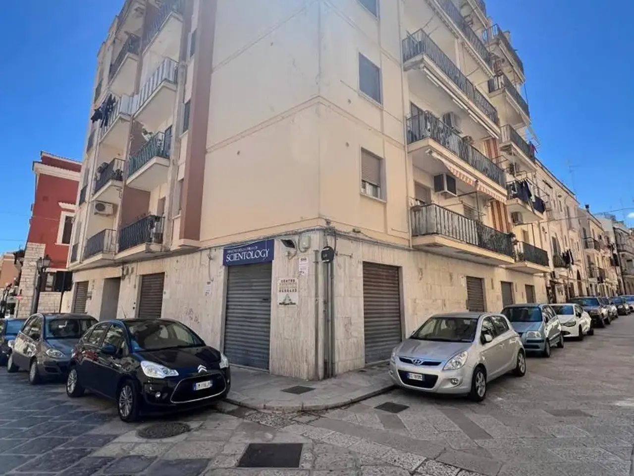 Negozio in Via Cialdini 67, Barletta, {3} - Foto 1