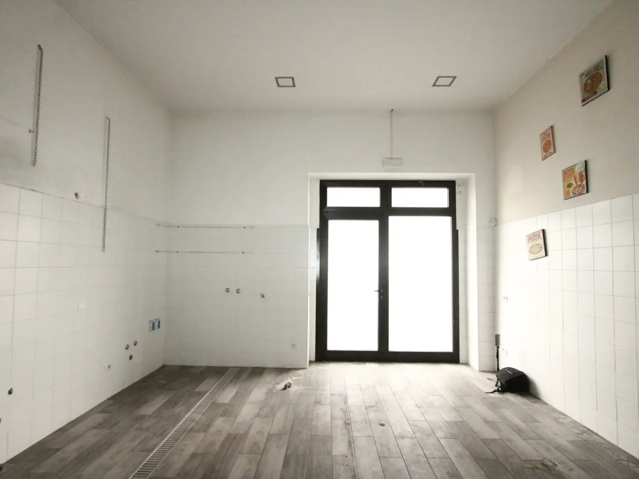 Negozio in Via Ernesto Breda 44, Milano, {3} - Foto 2