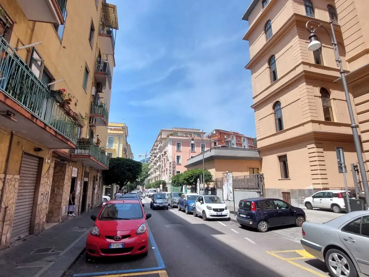 Negozio in Via Michele Vernieri 61, Salerno, {3} - Foto 2