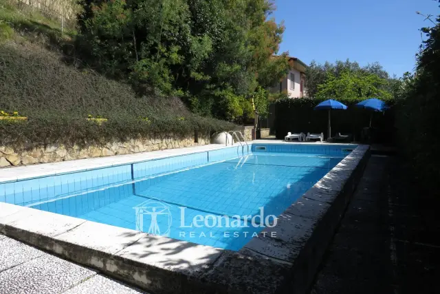 Mansion in Via dell'Asilo 1 5000, Massarosa - Photo 1