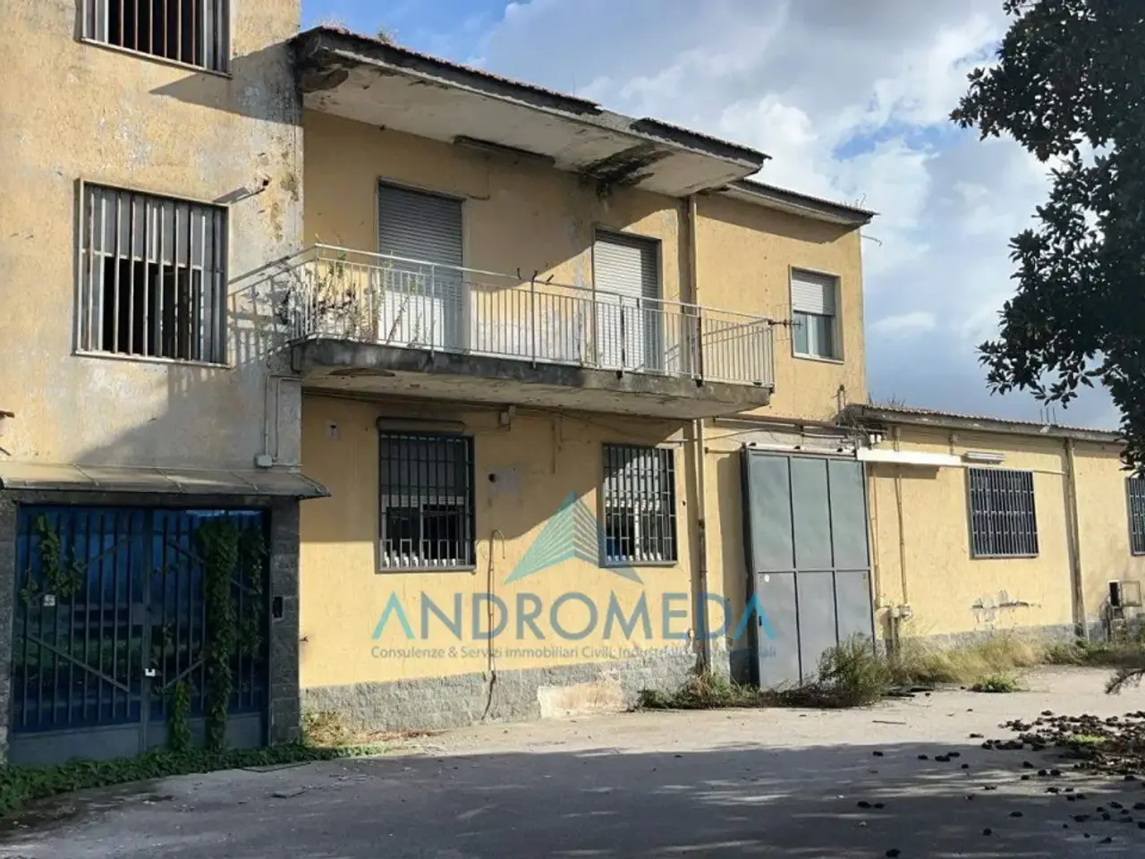 Capannone in , Arzano, {3} - Foto 1