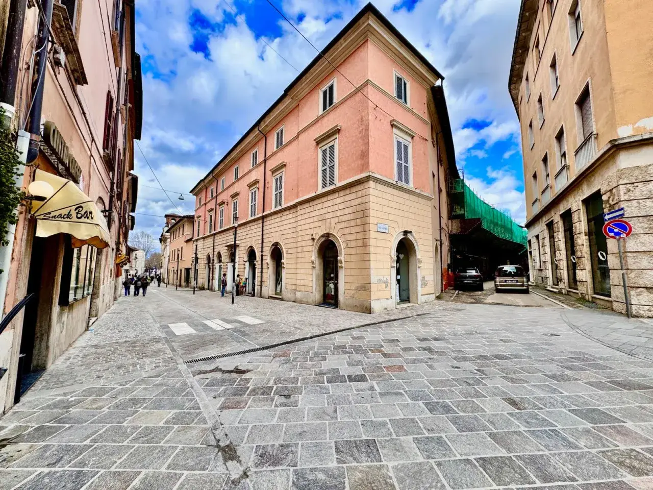 Negozio in Via Cintia, 34, Rieti, {3} - Foto 1