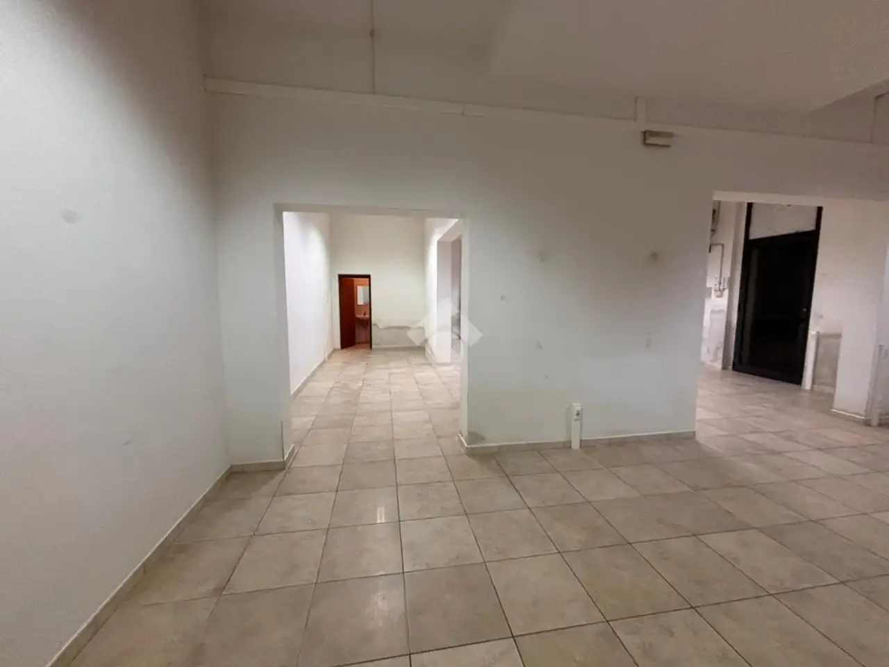 Magazzino in Via Cilembrini 11, Montevarchi, {3} - Foto 2
