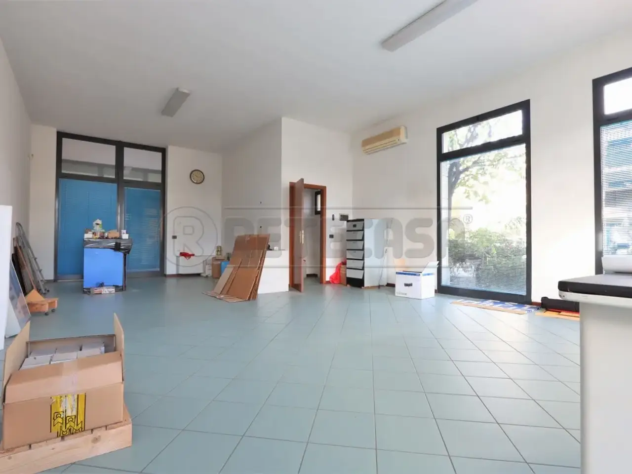 Palazzina commerciale in Via Chiesa Nuova, Longare, {3} - Foto 2