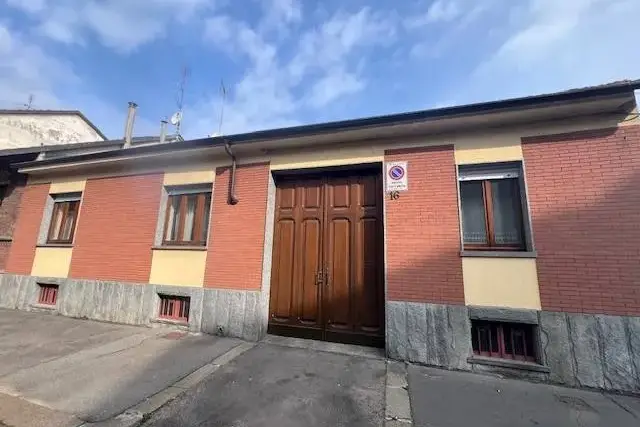 Detached house in Via Druento 16, Torino - Photo 1