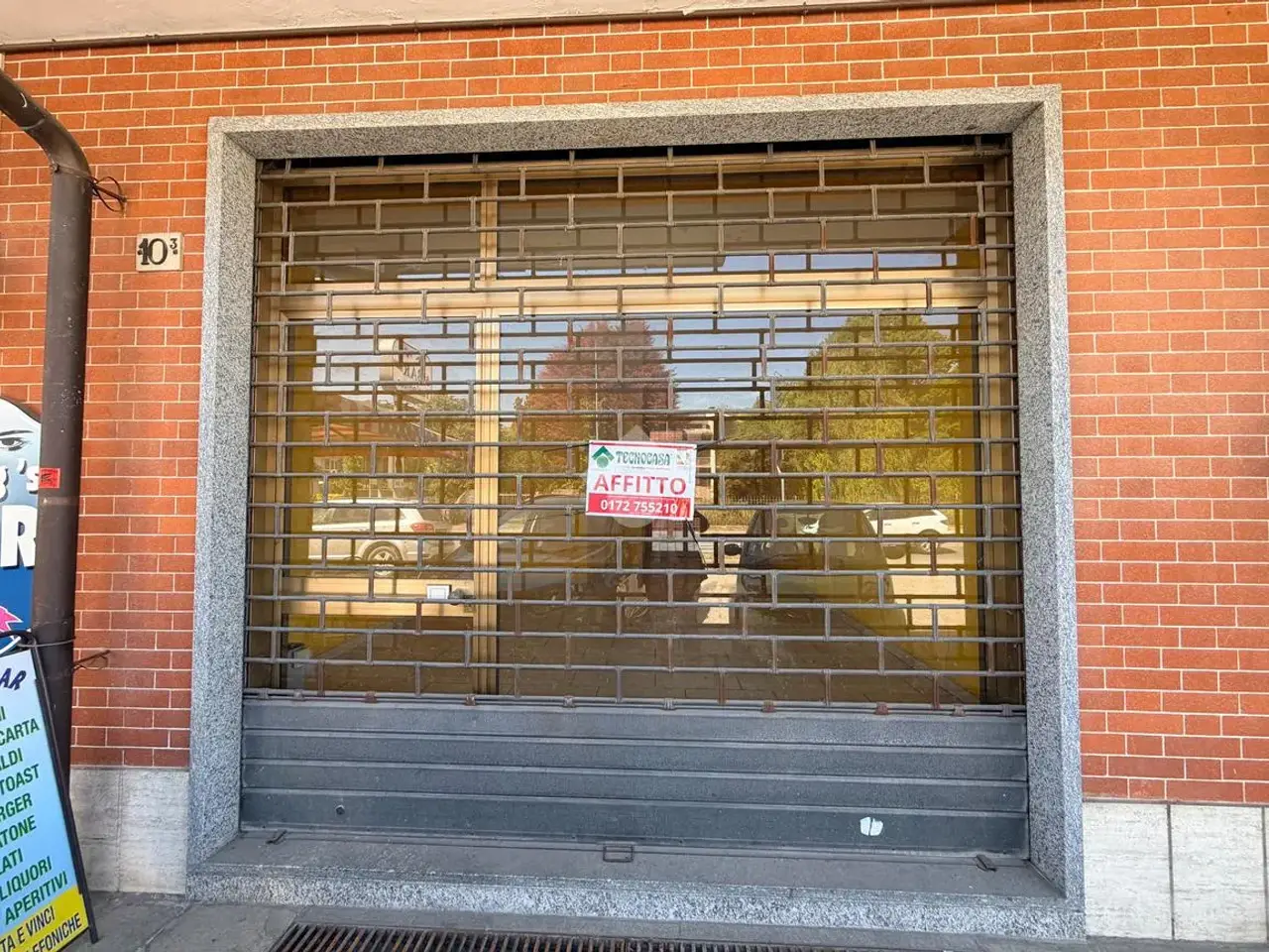 Negozio in Via Statale, Santa Vittoria D'Alba, {3} - Foto 1